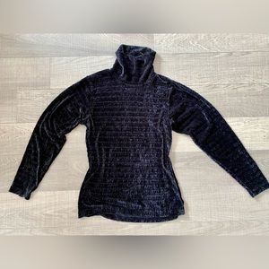 Elliene Logette velvet turtleneck